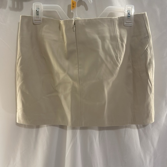 New NWT St. Agni real genuine Leather Mini Skirt in Tofu cream revolve - Picture 6 of 8